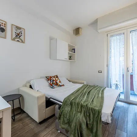 Giambellino Trilocale Accogliente Con Garage 아파트 *