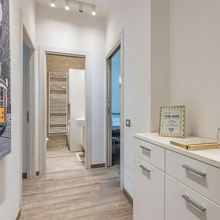 Giambellino Trilocale Accogliente Con Garage 아파트 *