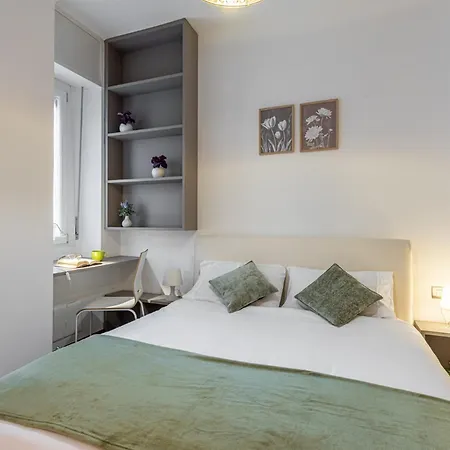 Giambellino Trilocale Accogliente Con Garage * 밀라노